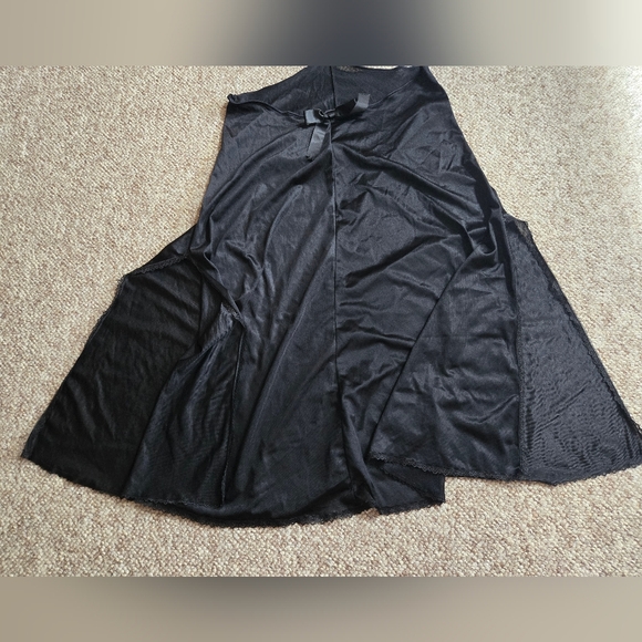 Fredericks of Hollywood Black Satin Lace Long 2 Slits Halter Top Nitgown Large - Picture 12 of 16